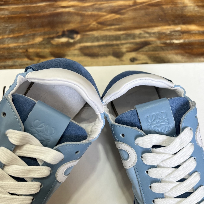 Loewe Sneakers